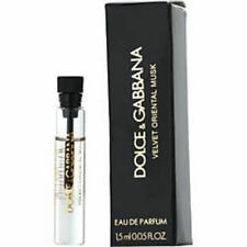 ドルチェ＆ガッバーナのベルベット オリエンタル ムスク 1.5ml 0.05 fl.オンズエシャンティヨン ドゥ パルファム オフィシエル、ベルベット オリエンタル ムスク ドルチェ＆ガッバーナ 1.5ml 0.05 fl.オンズヴィラリネン ハジュベシナイテ、ベルベット オリエンタル ムスク ドルチェ＆ガッバーナ 1.5ml 0.05 fl.オンズドルチェ＆ガッバーナの香水、ベルベット オリエンタル ムスク 1.5ml 0.05 fl.オンズオフィチェルト パルフィンプロフ、ベルベット オリエ